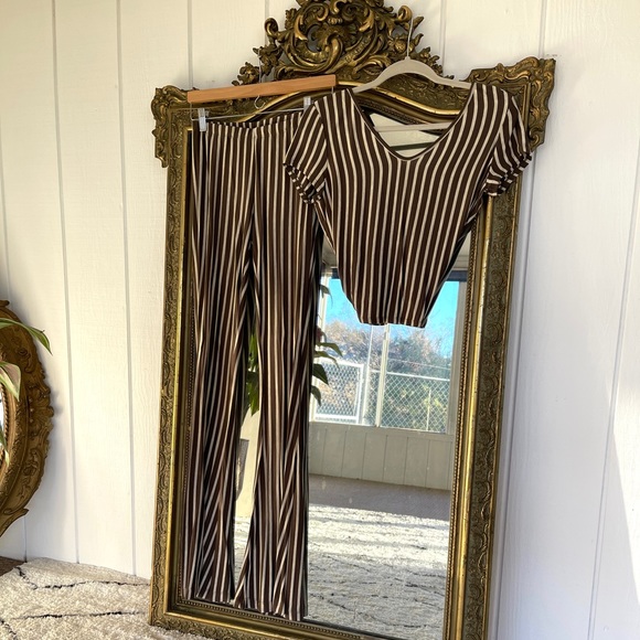 Life Clothing Co. Striped Set - Picture 3 of 4